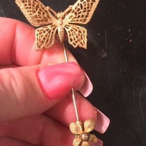 COPY - Butterfly 🦋 Hat pin. Miriam Haskell